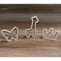 Kiszúró formák - zsiráf, korona, pillangó 4-5 cm